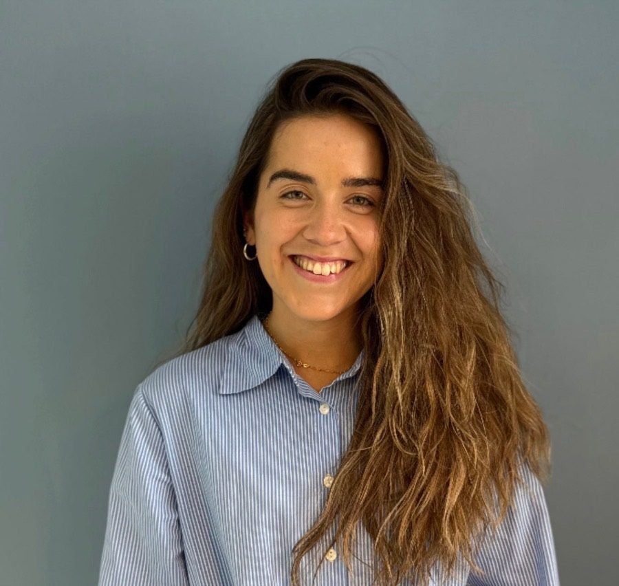 Catalina Rojas, nutricionista integrativa, sonriendo.